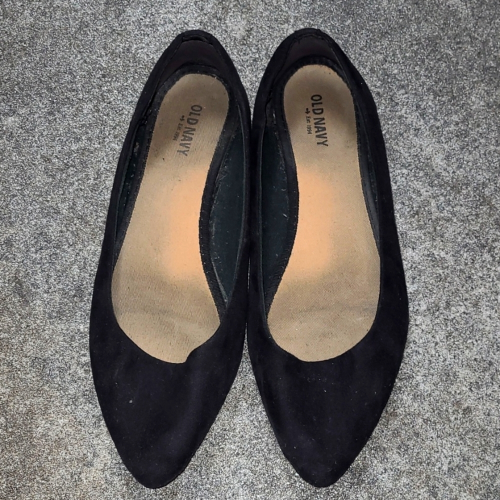 Old Navy Black Suede Pointed Toe Flats